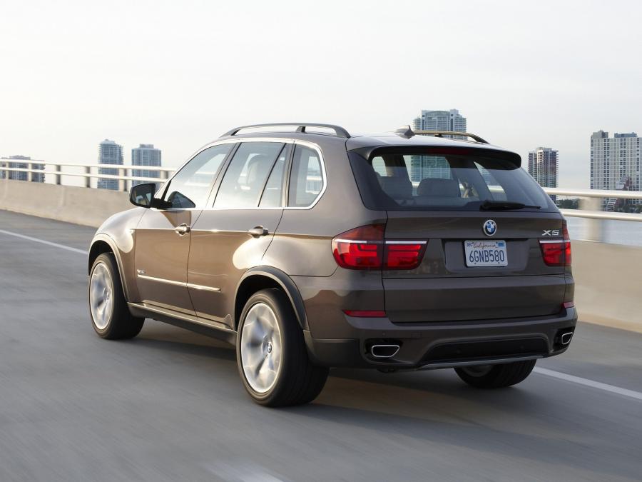  BMW X5 xDrive 5.0i 2010 года  (фото 129 из 142)